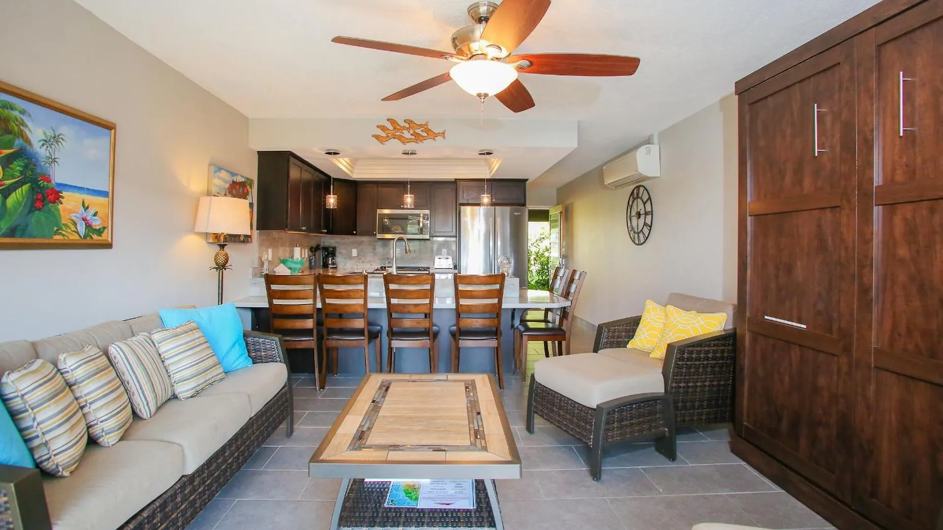 Remodeled & Views! Ks B7- Sullivan Kahana