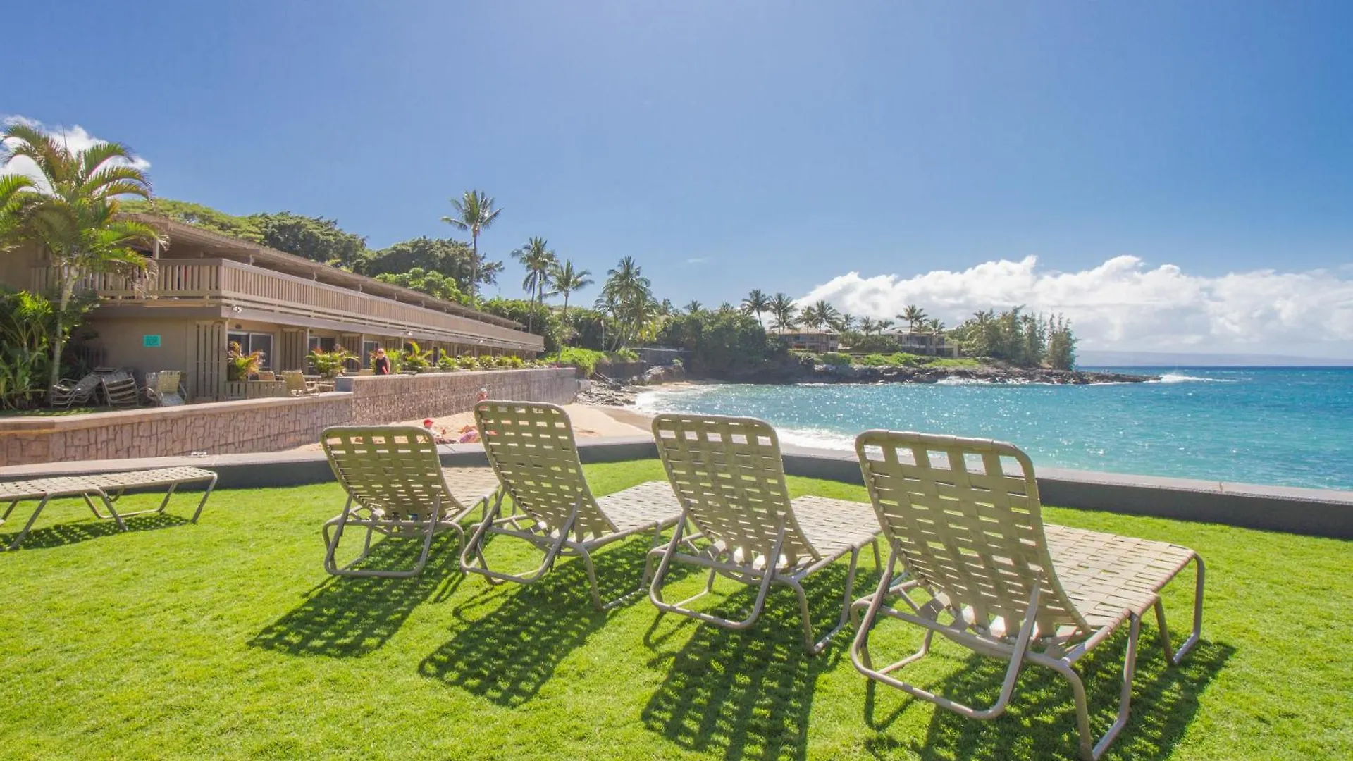 Remodeled & Views! Ks B7- Sullivan Kahana Holiday home
