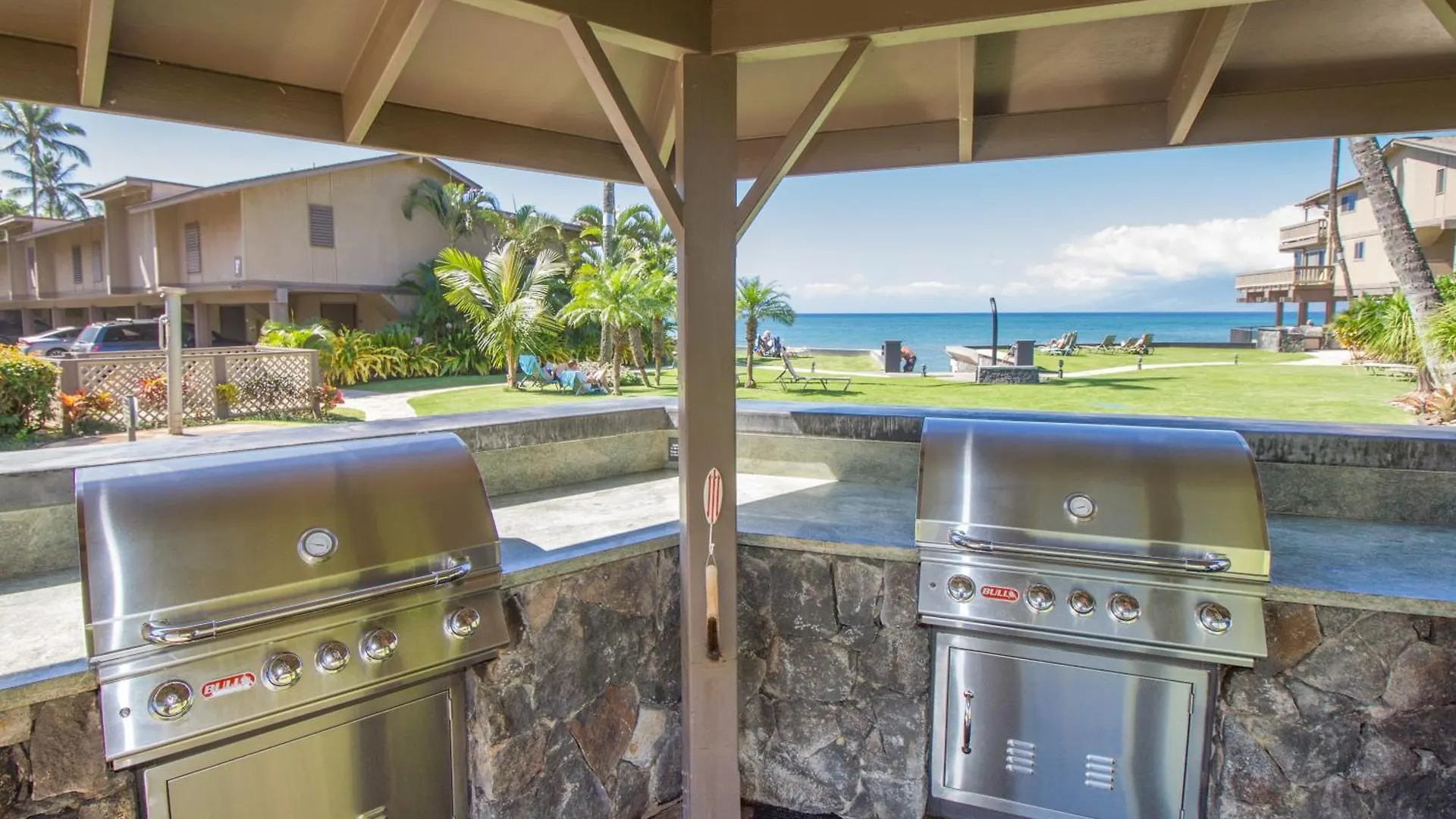 Holiday home Remodeled & Views! Ks B7- Sullivan Kahana